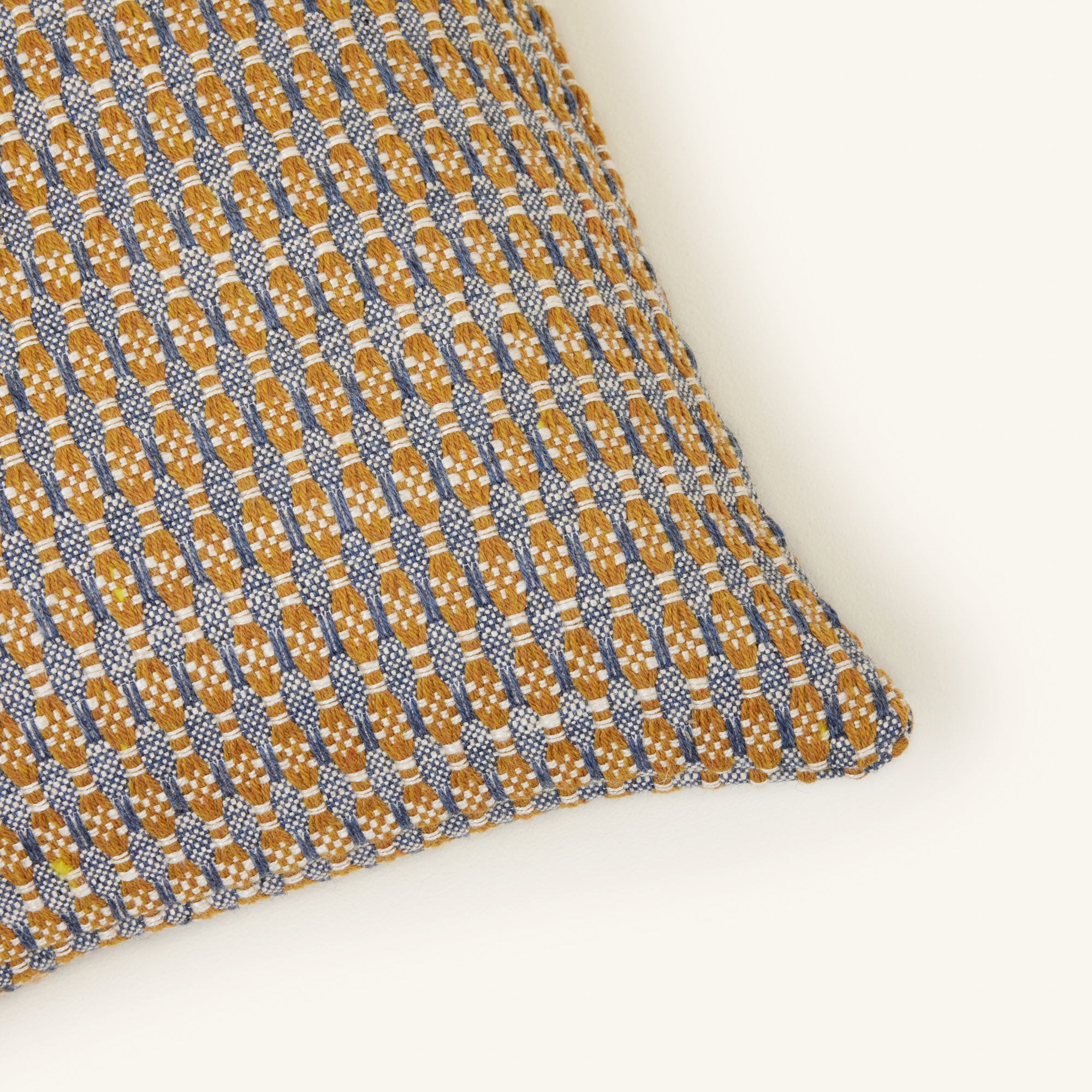 Housse de coussin EIRIK ocre et orage