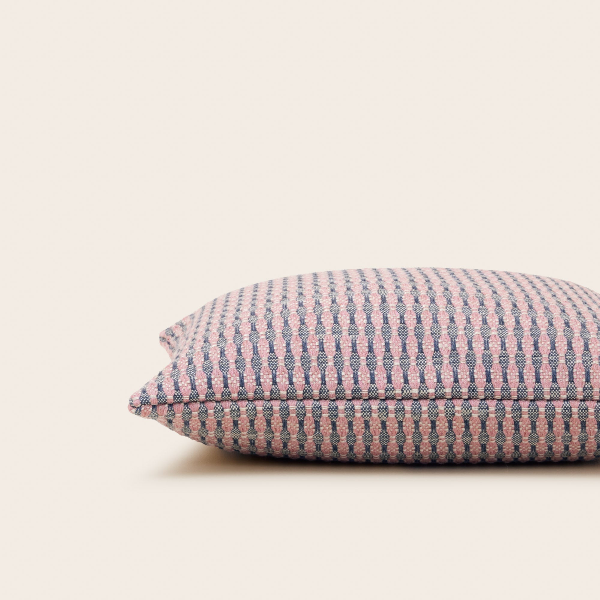 Housse de coussin EIRIK rose palet et orage