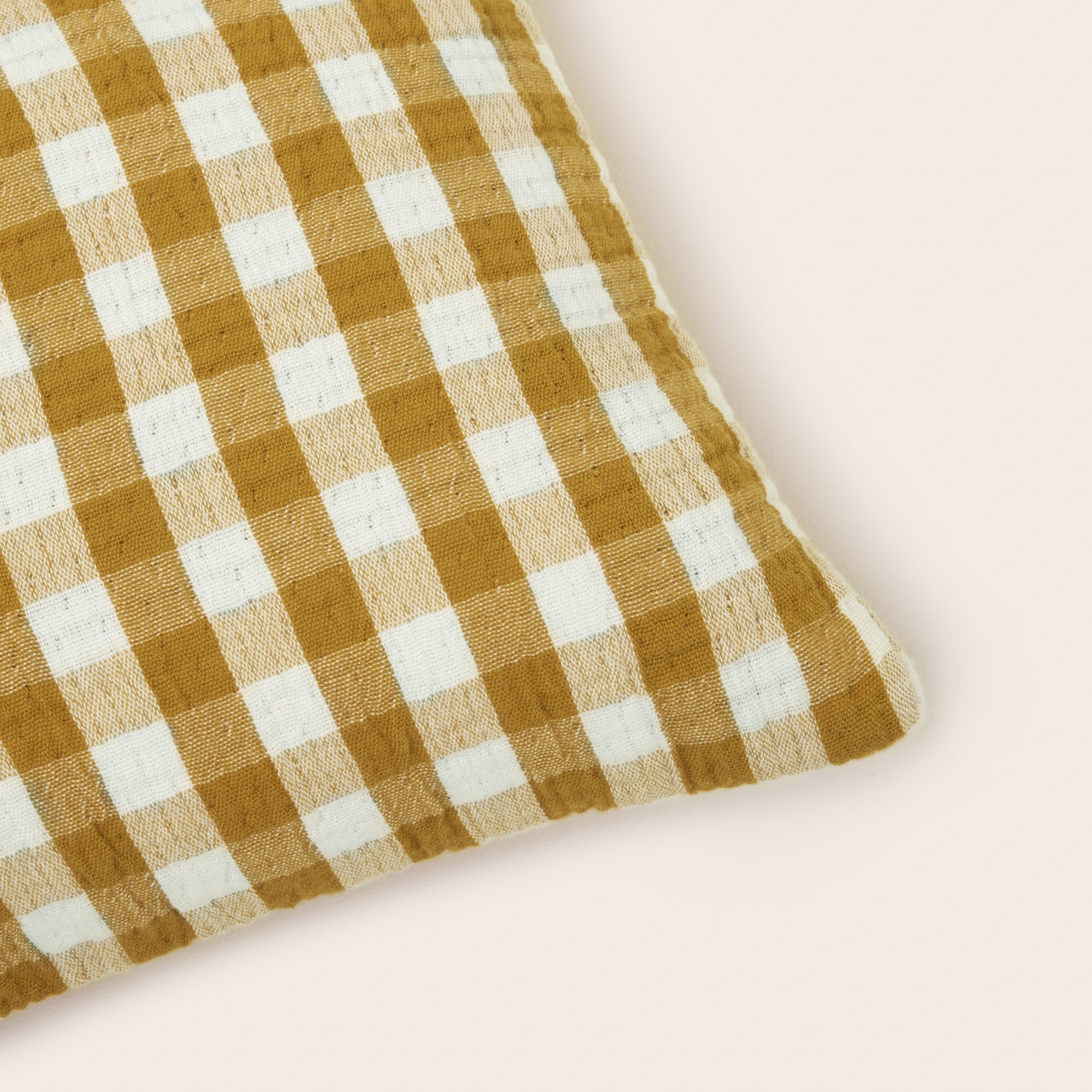 Housse de coussin JEANIE jaune ocre