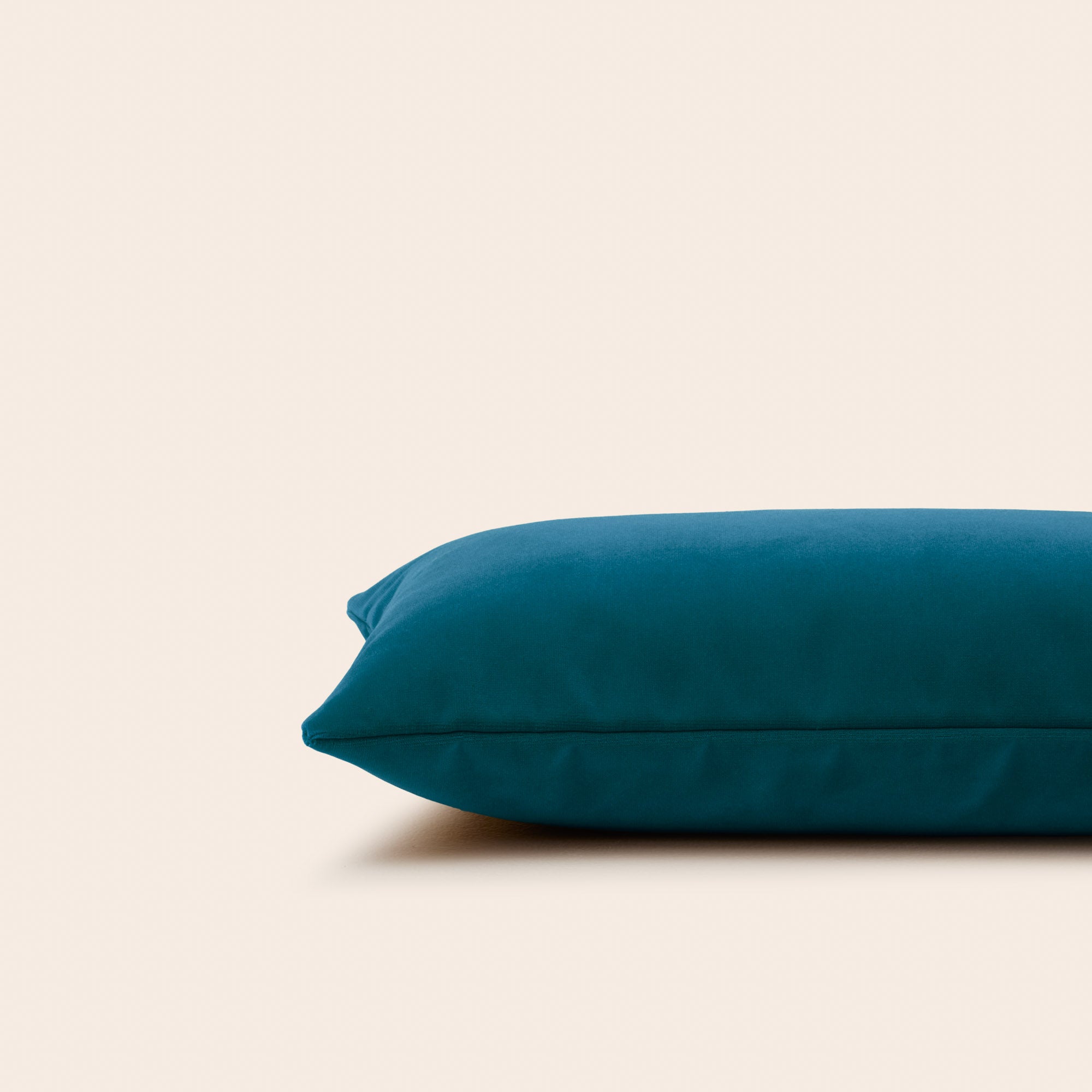 Housse de coussin MATIA bleu canard | mobile_slider